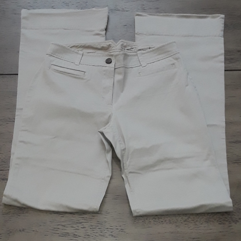 NY & Company Chinos